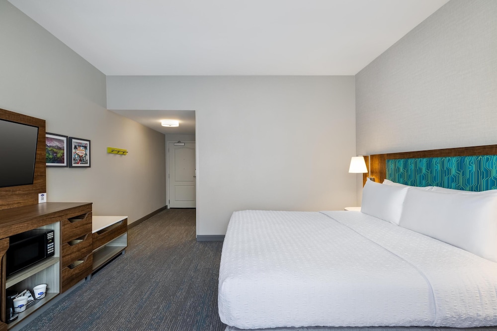 Hampton Inn Las Vegas North Speedway - photo 8