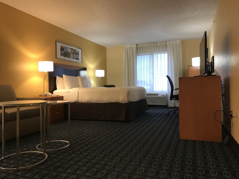 Fairfield Inn & Suites by Marriott Denver Tech Center South - photo 4