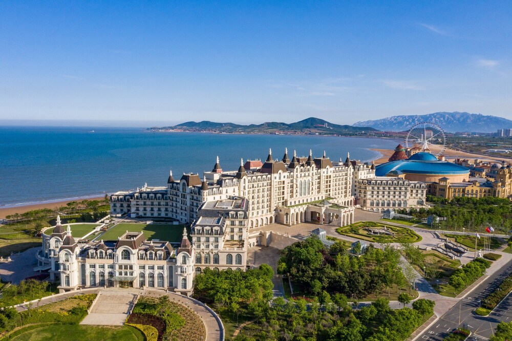 Crowne Plaza Qingdao Ocean Spring Resort in Qingdao, People's Republic of China
