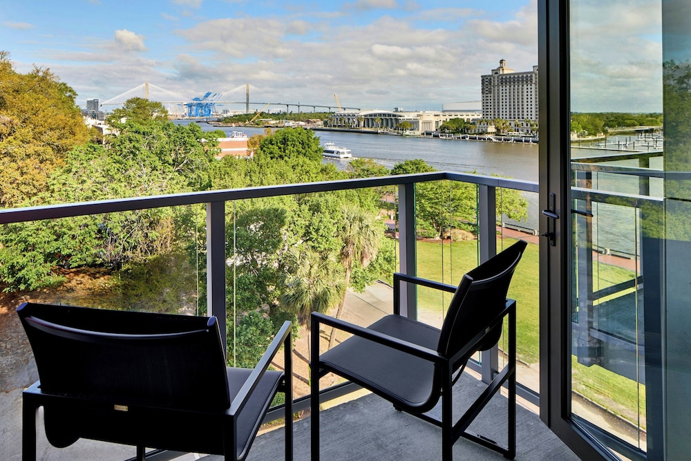 AC Hotel Savannah Historic District - photo 9