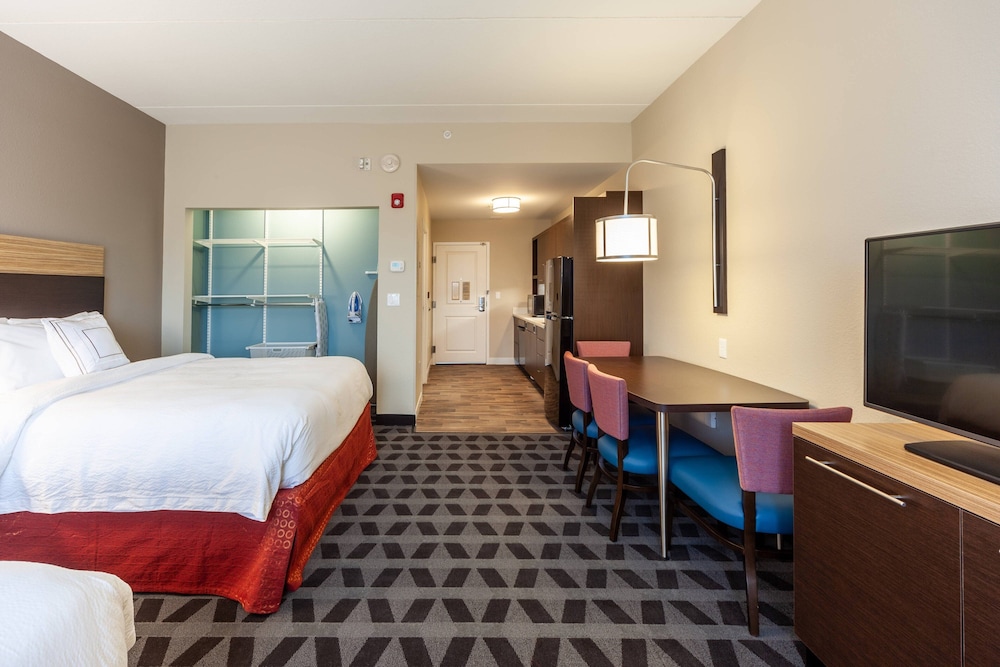 TownePlace Suites by Marriott Front Royal - photo 8