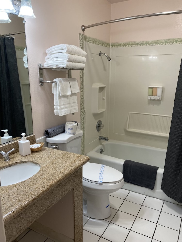 Coast Riders Inn - photo 68