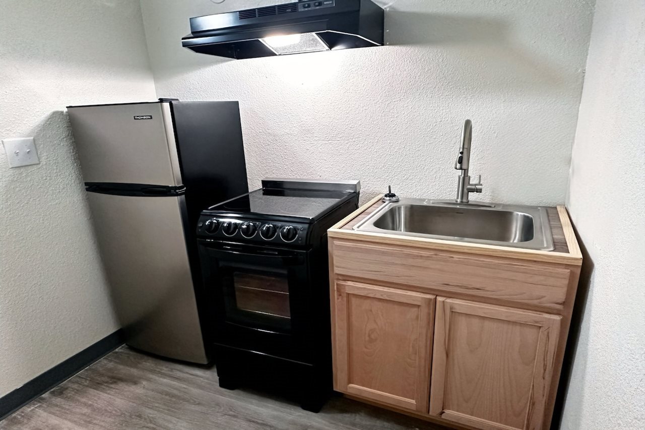 Studio City Suites a Travelodge by Wyndham - photo 5