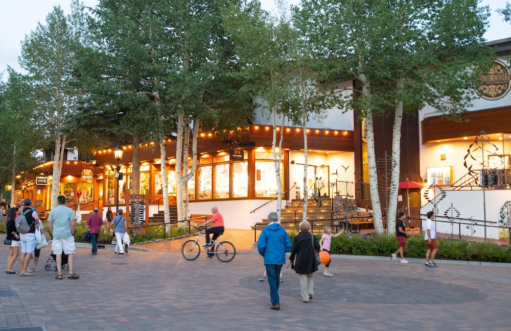 Montaneros in Vail - photo 83