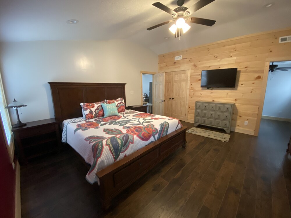 Smoky View Cottages & RV Resorts - photo 13