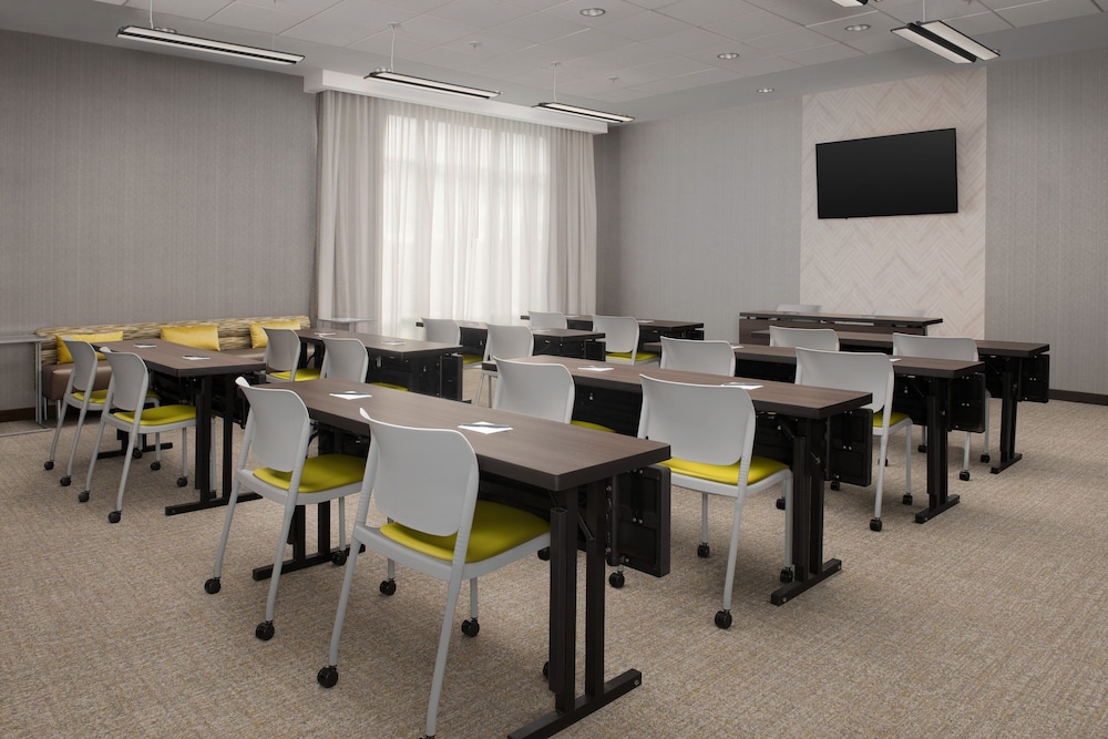 Springhill Suites By Marriott Fayetteville I 95 - photo 36