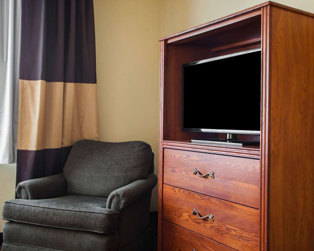 Quality Inn Bolingbrook I 55 - photo 22
