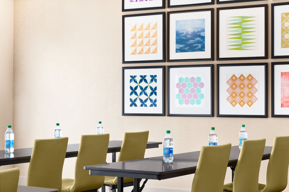 Holiday Inn Express & Suites Austin North Pflugerville by IHG - photo 43