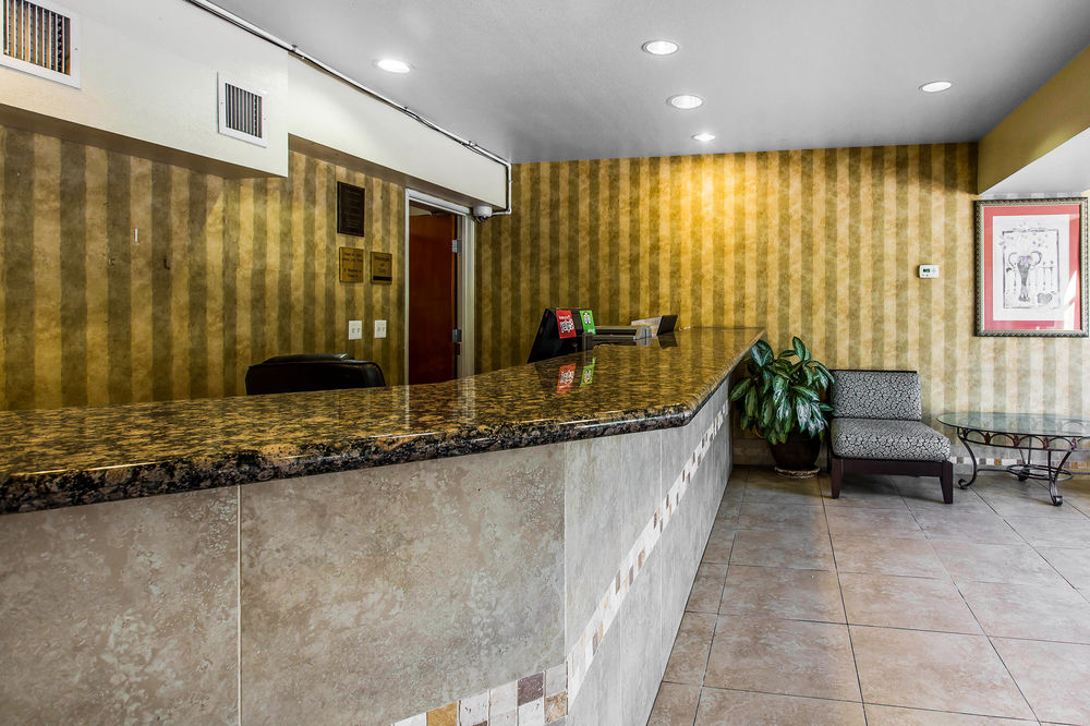 Rodeway Inn & Suites El Cajon San Diego East - photo 15