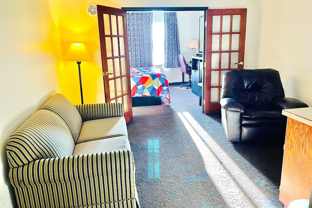 Coratel Inn & Suites By Jasper Northfield - photo 5