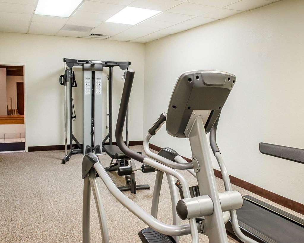 Quality Inn & Suites Pensacola Bayview - photo 28