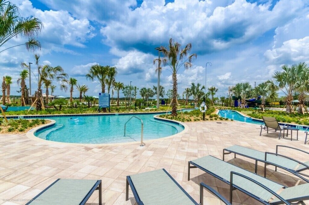 4568Target — 4-Star Luxury Hotel in Kissimmee, United States