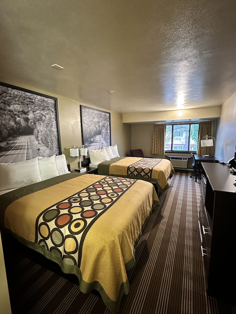 Super 8 by Wyndham Eau Claire WI - photo 14