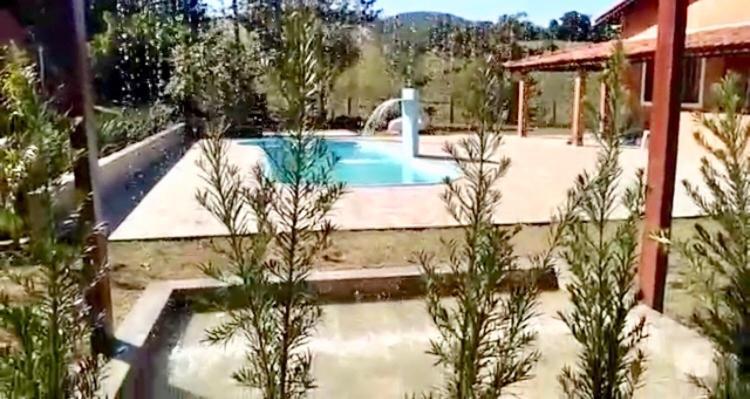 Aconchego Na Montanha Com Banheira de Imersao E 5 Suites 7 5km Do Centro Aguas de Lindoia Internet Starlink in Aguas De Lindoia, Brasil