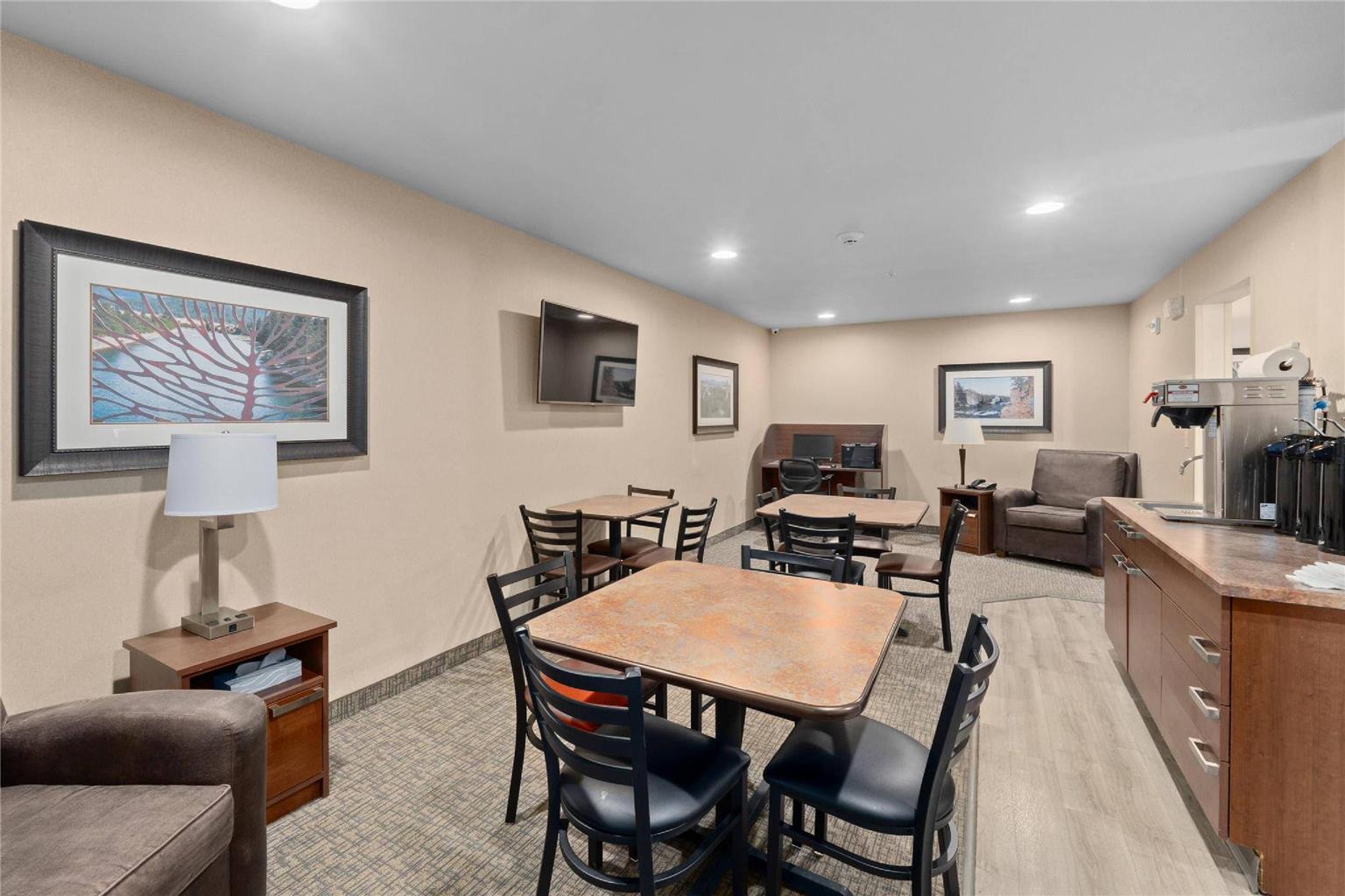 MainStay Suites Spokane Valley - photo 13