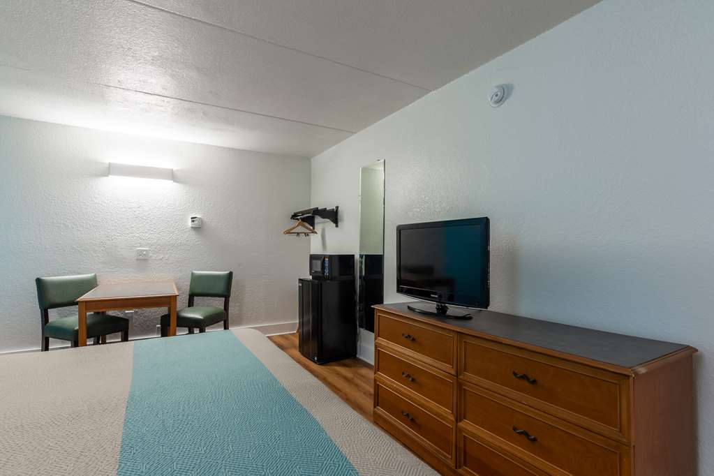 Motel 6 North Little Rock AR McCain - photo 12