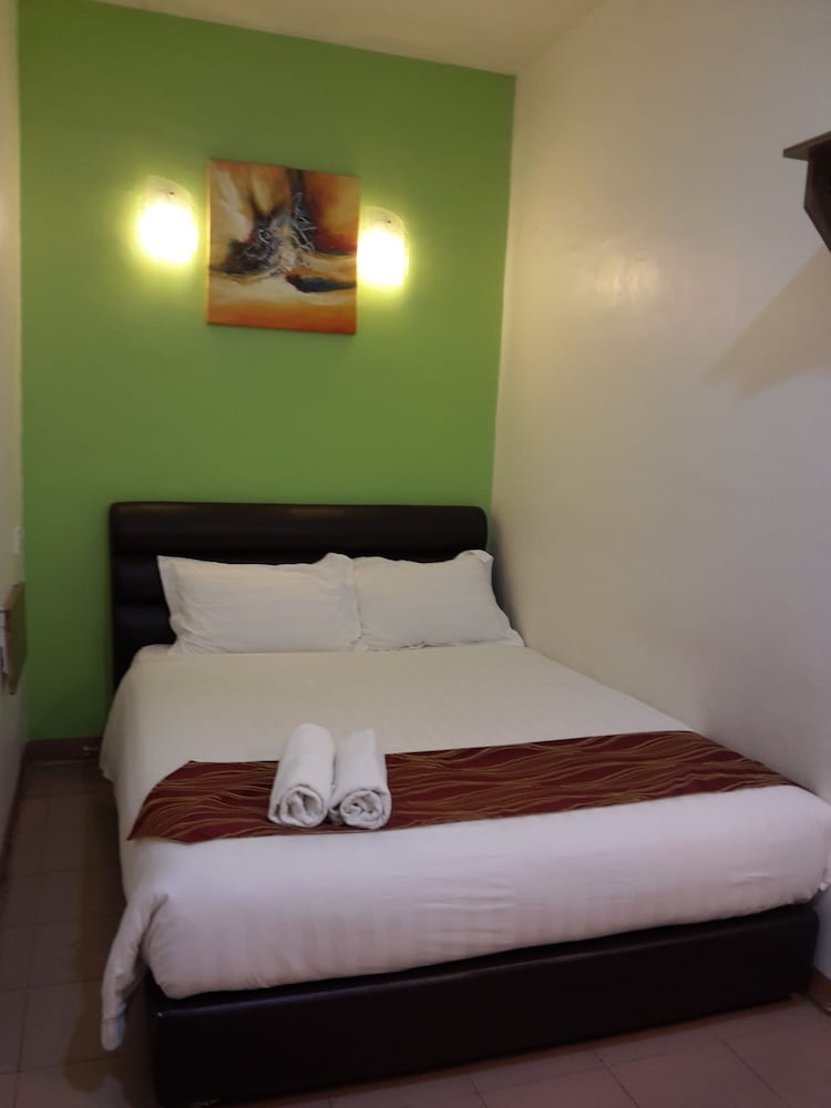 Golden Gate Hotel — Cukai — photo 3