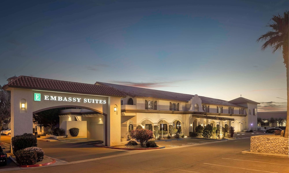Embassy Suites by Hilton Palm Desert - photo 46