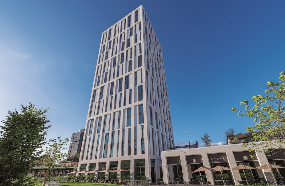 Hotel Stadt Lörrach — 4-Star Luxury Hotel in Loerrach, Germany