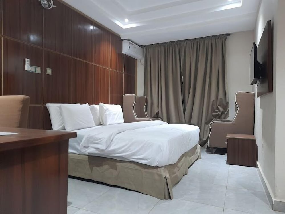 Hotel 69 Palms — Lokoja — photo 3