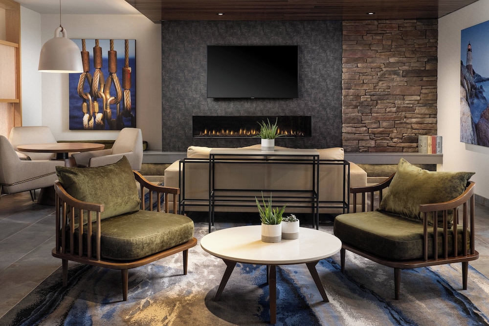 Fairfield Inn & Suites by Marriott South Kingstown Newport Area — hotel in South Kingstown