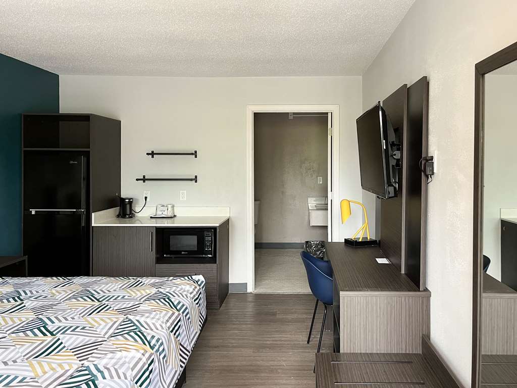 Studio 6 Suites Lafayette IN - photo 13