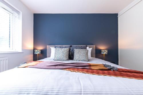 Deepdene Close in Reading, United Kingdom