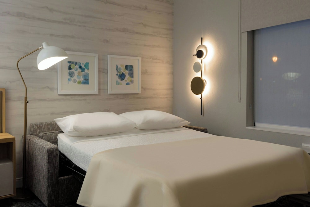 Towneplace Suites By Marriott Cincinnati Oakley - photo 9
