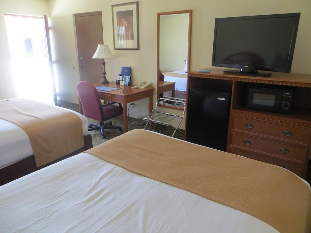 Red Coach Inn - photo 12