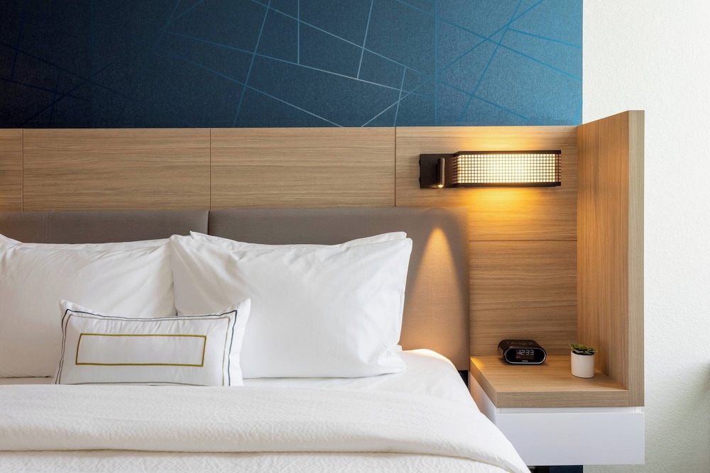 SpringHill Suites by Marriott Minneapolis Maple Grove Arbor Lakes - photo 9