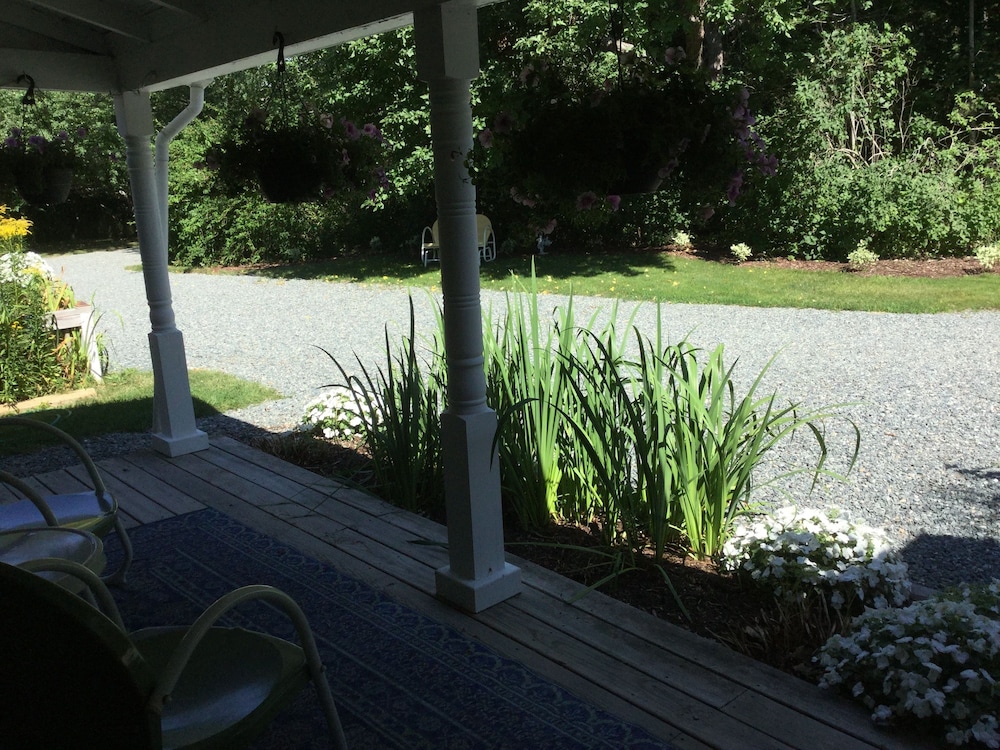Coach Stop Inn - photo 87