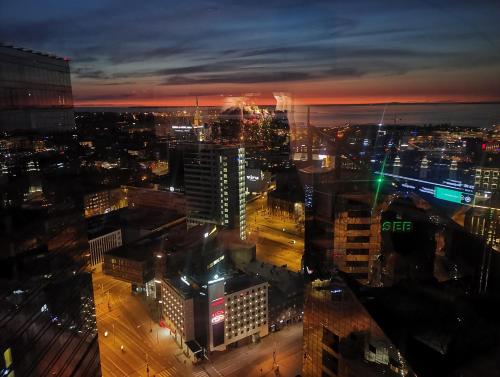 City Centre Sky View Apartment on 27th Floor