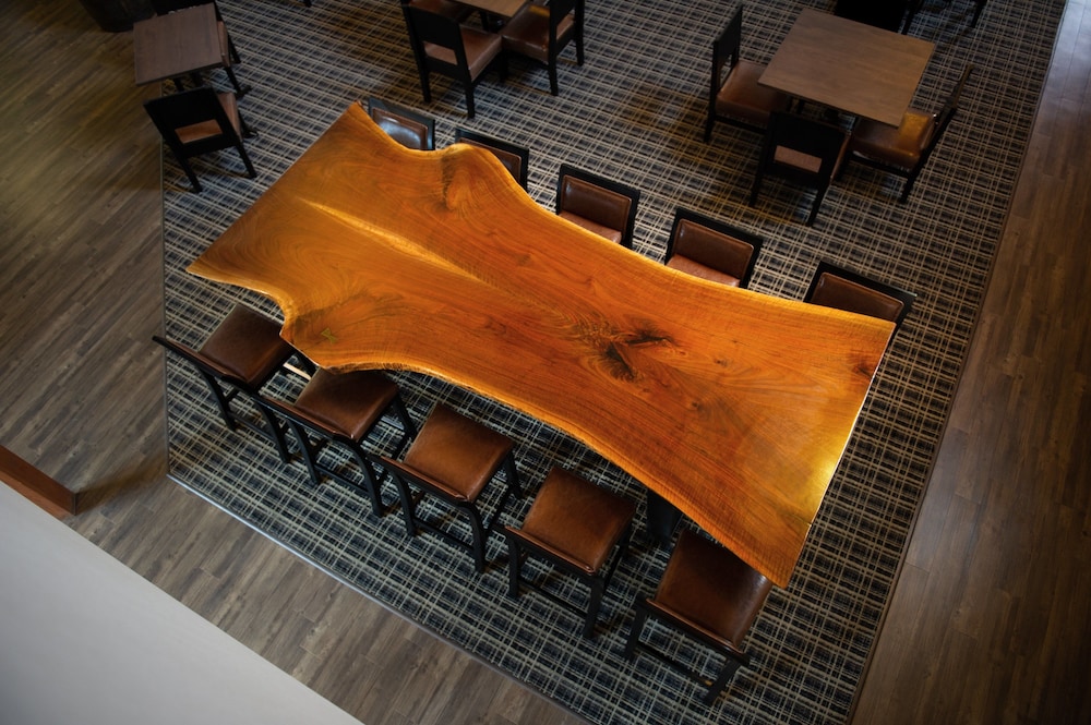 Holiday Inn Express & Suites Hayward by IHG - photo 66