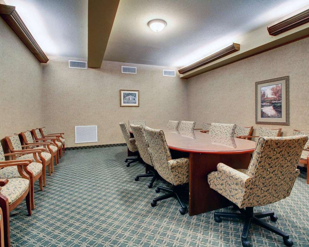 Clarion Suites Vidalia Riverfront - photo 22
