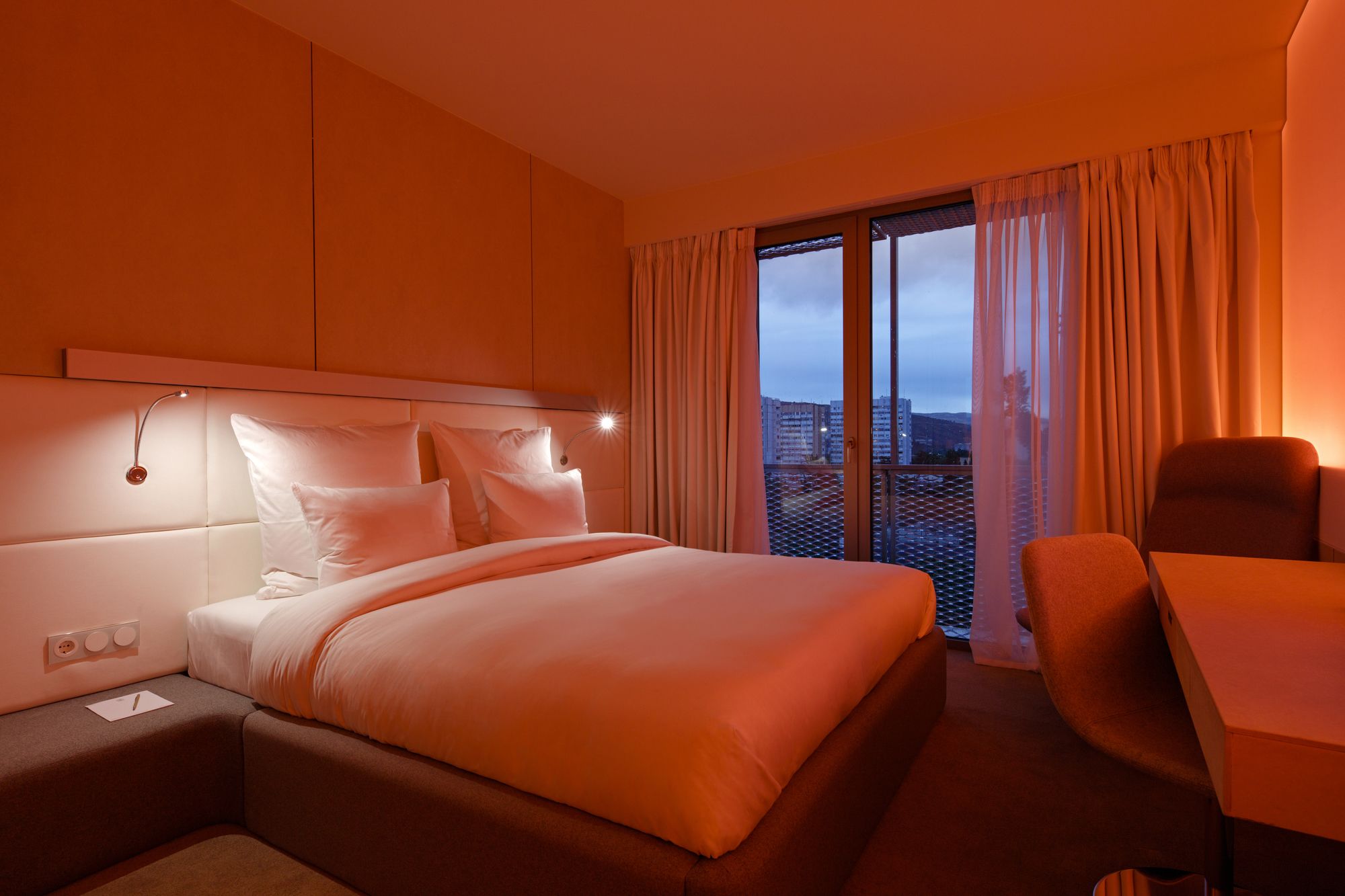 The Grove Design Hotel
