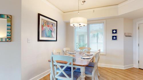 2417 Windsor Place II - photo 5