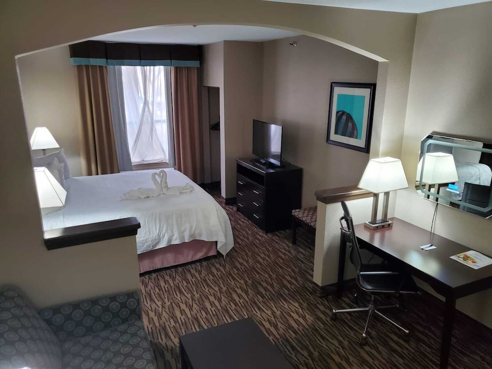 Comfort Suites Plano East Richardson - photo 18