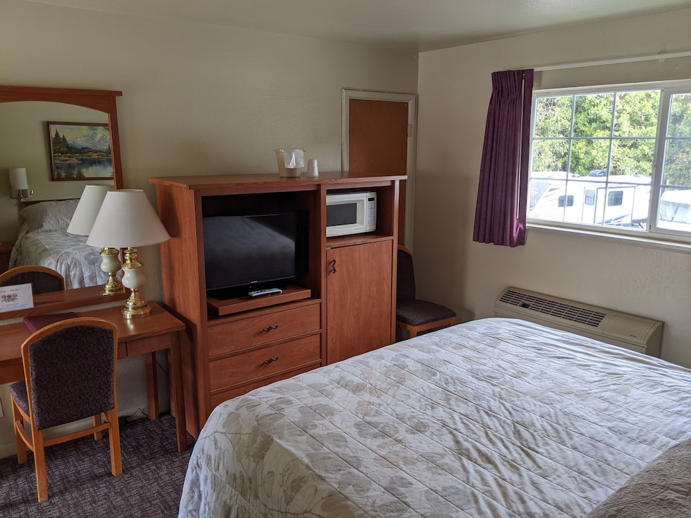 Hi Lo Motel Cafe and RV Park - photo 6