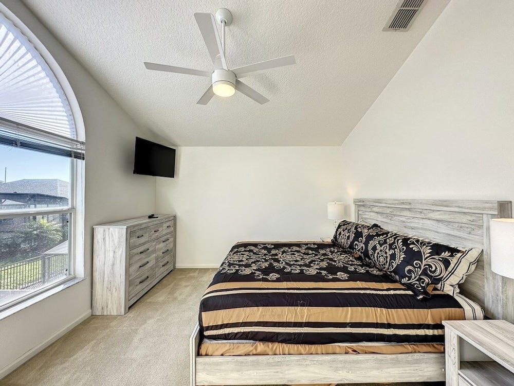 Luxury 6bd 3.5ba Pool Home In Windsor Palms Resort 6 Bedroom Villa by RedAwning - photo 16