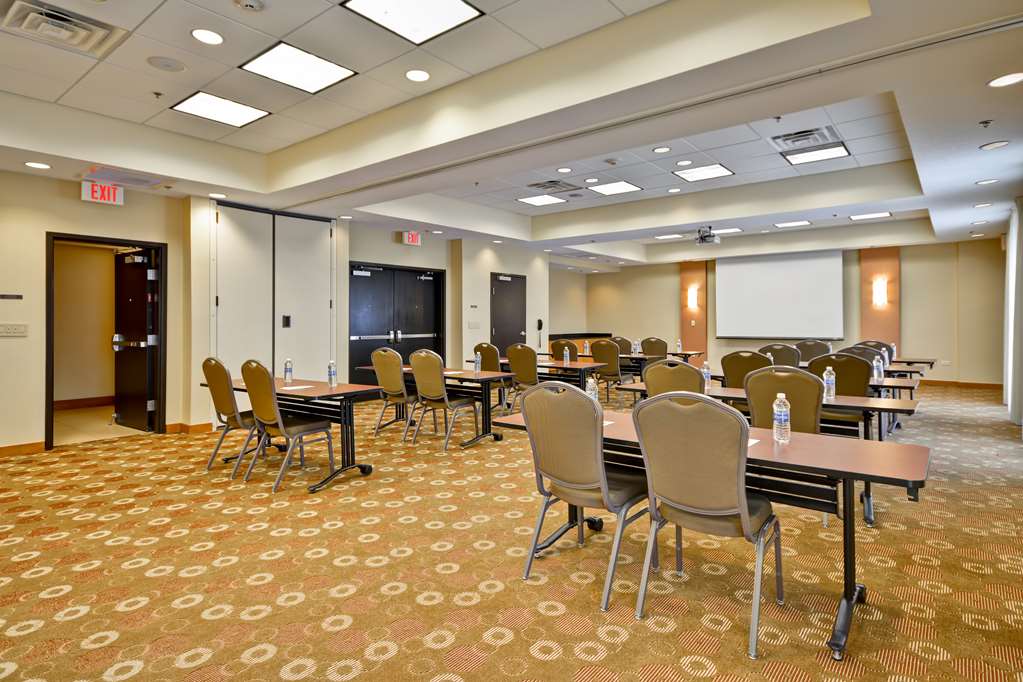 Hyatt Place Chicago Naperville Warrenville - photo 26