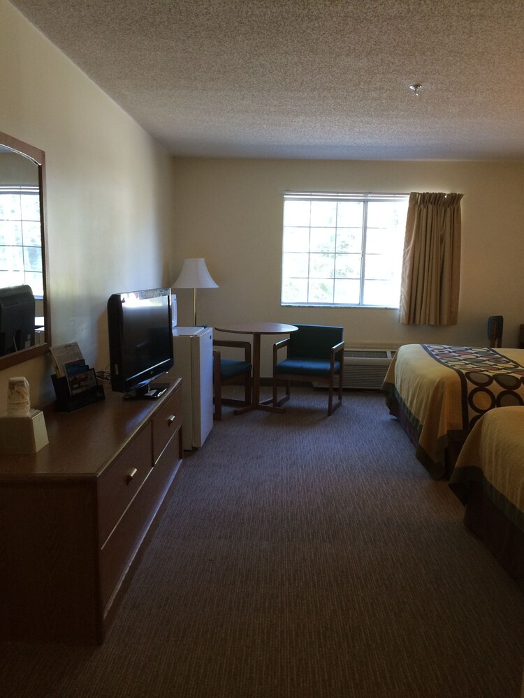 Brookshire Inn - photo 6