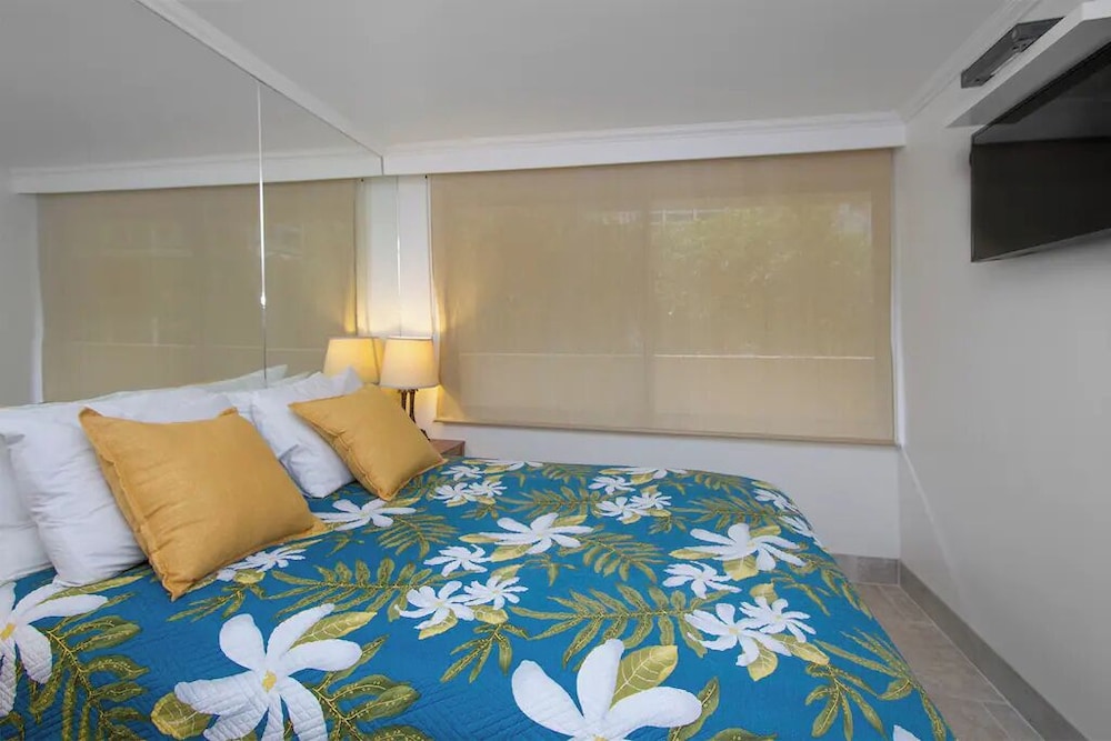 Diamond Head Beach Hotel - photo 8