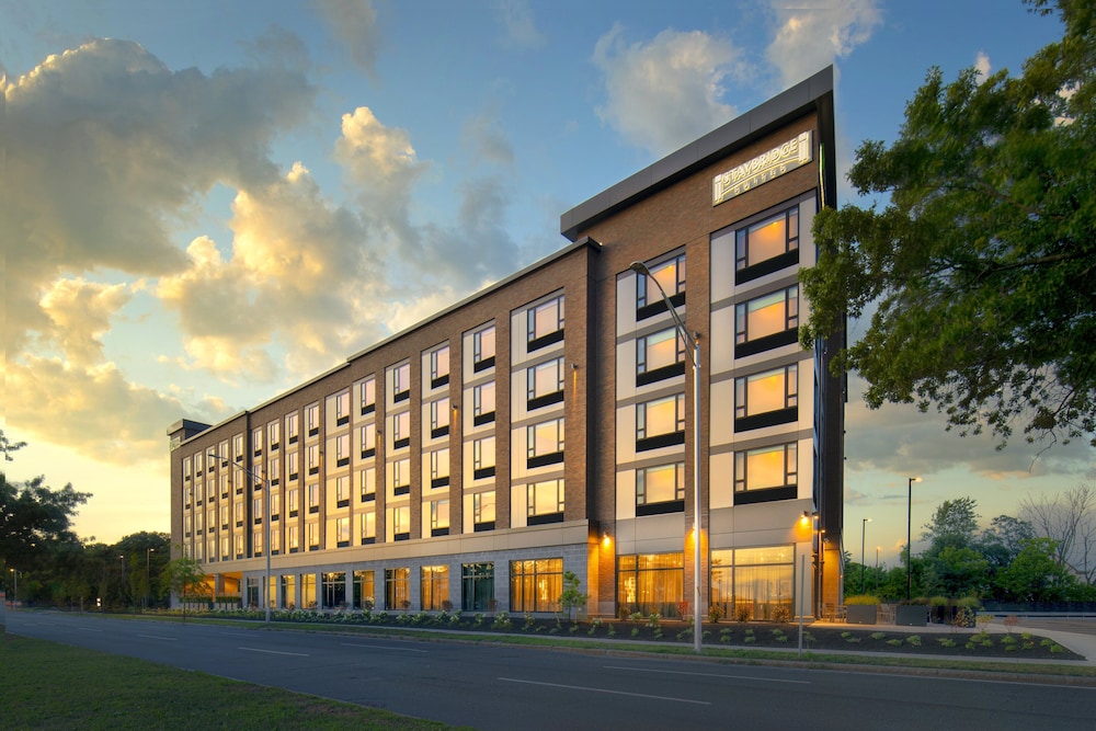 Staybridge Suites Boston Logan Airport Revere by IHG - photo 57