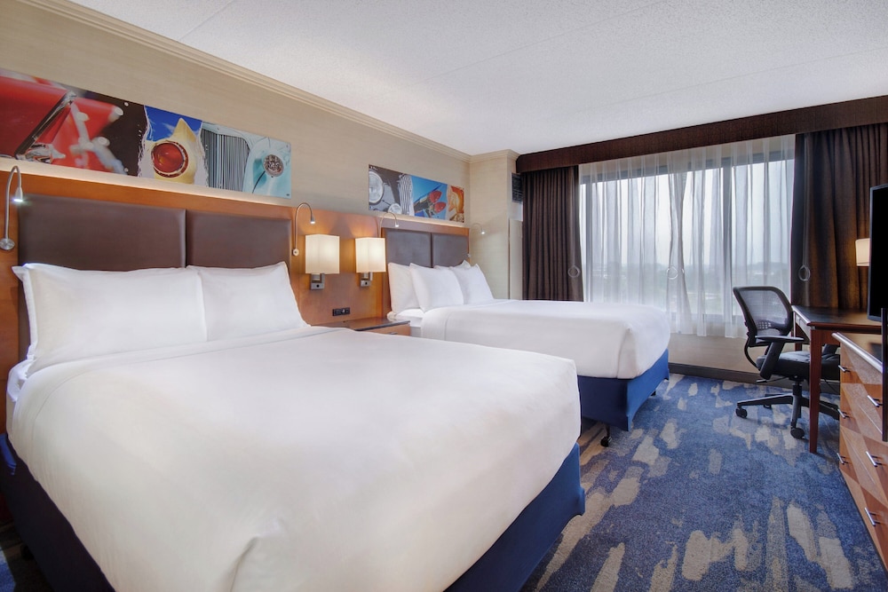 Crowne Plaza Auburn Hills by IHG - photo 20