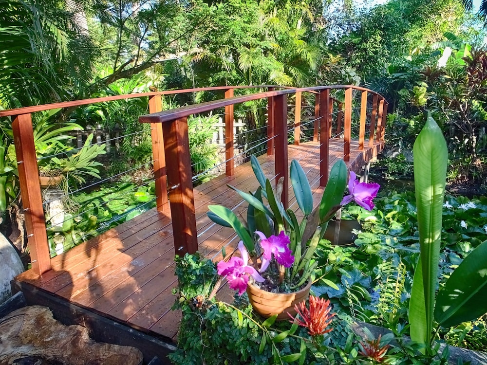 Le Parc aux Orchidées — 4-Star Luxury Hotel in Pointe-Noire, Guadeloupe