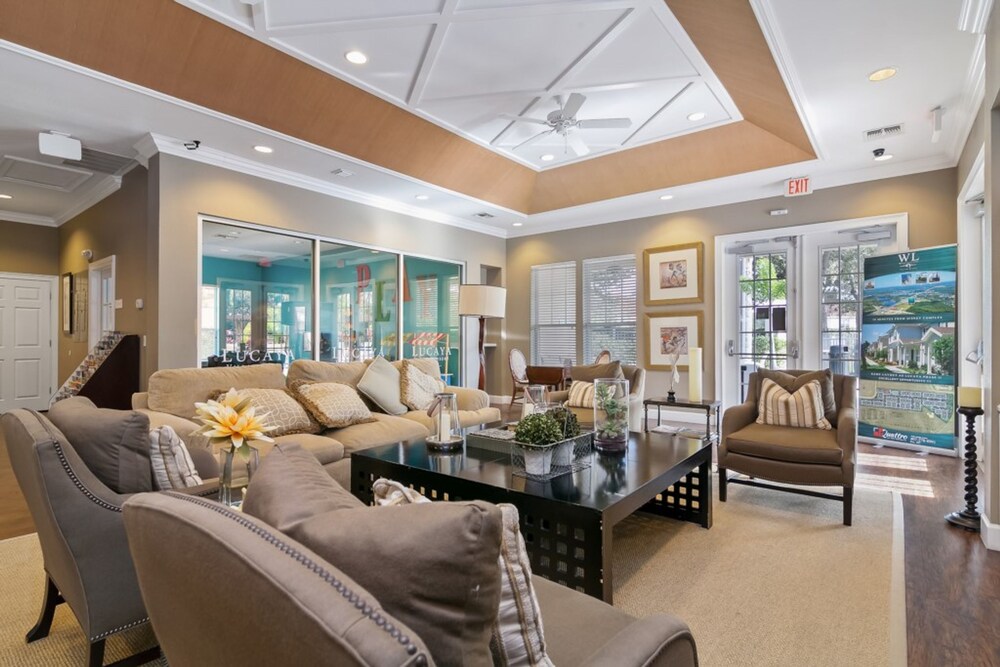 Lucaya Village 5368 Diplomat Court - photo 2
