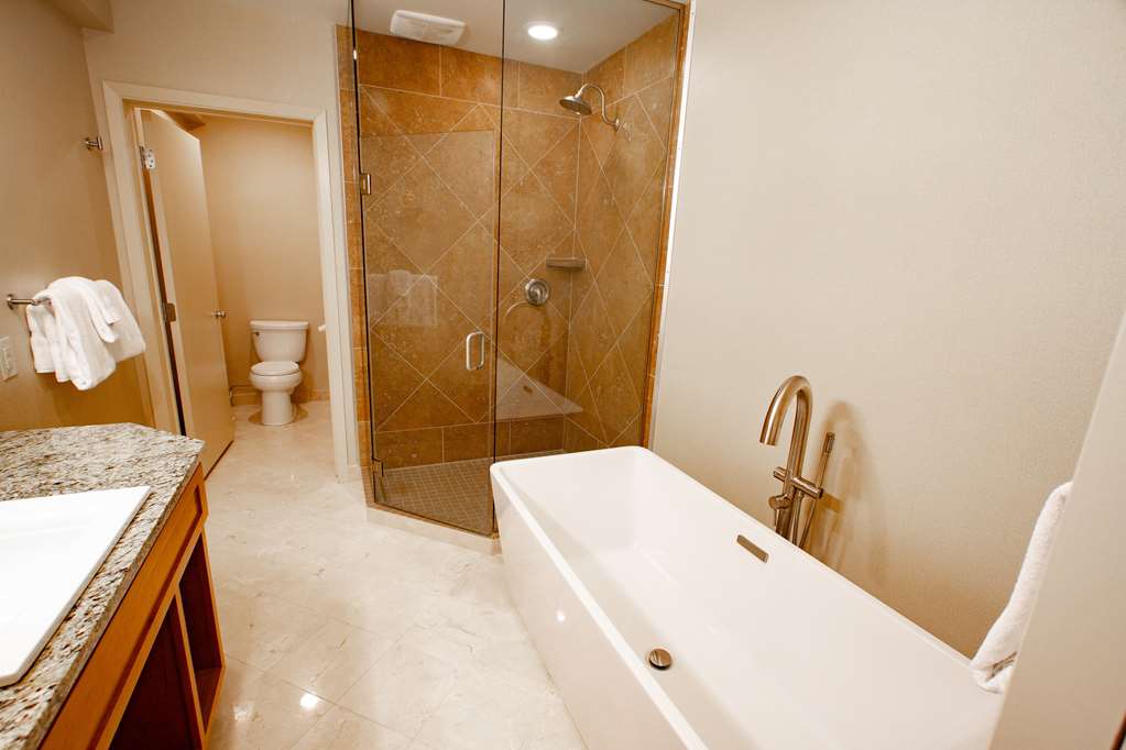 Mirabeau Park Hotel & Convention Center - photo 33