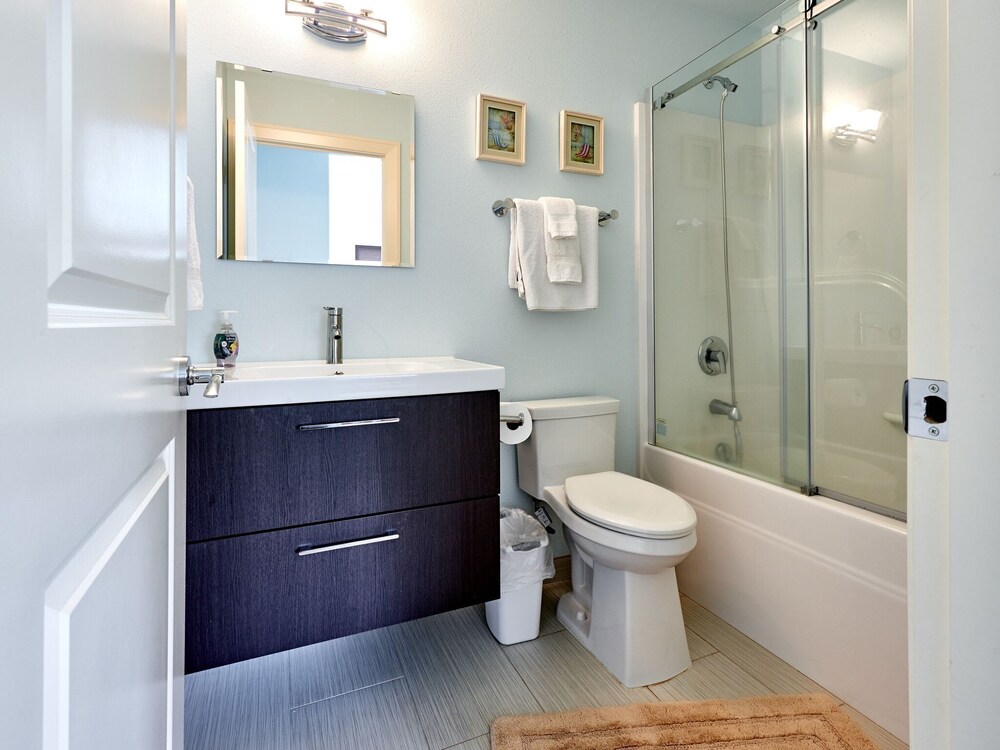 Surfer's Beach Retreat - photo 22