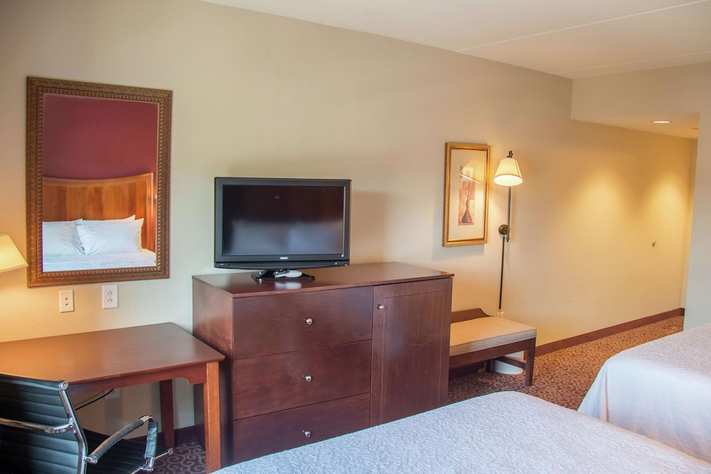 Hampton Inn Murphy - photo 13