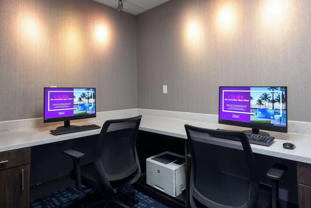Hampton Inn & Suites Manteca - photo 53